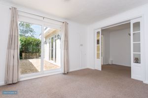 Dining Room- click for photo gallery